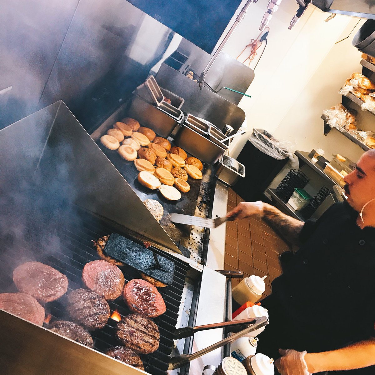 LushBurger's tweet photo. Hello...is this thing on? We haven’t been very active on Twitter but the grills are still working hard...stay tuned for more up to date happenings at Lush Burger!! #isthisthingon #Scottsdale #dcranch #burgers #meatandbuns https://t.co/Qw4iMjgtdl