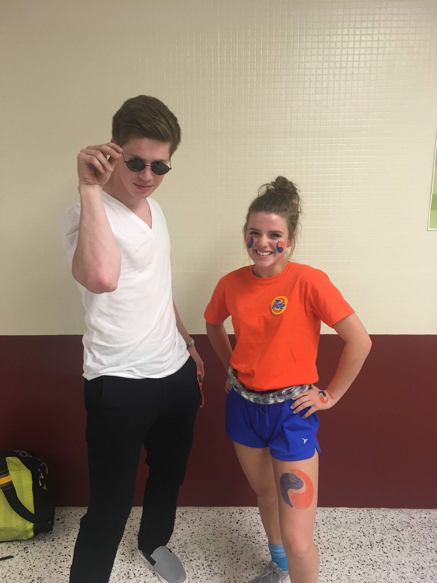 hunathetuna's tweet photo. Meme day was a success!
Can't wait to see those college T Shirts tomorrow seniors! https://t.co/nLPiQUPjaI