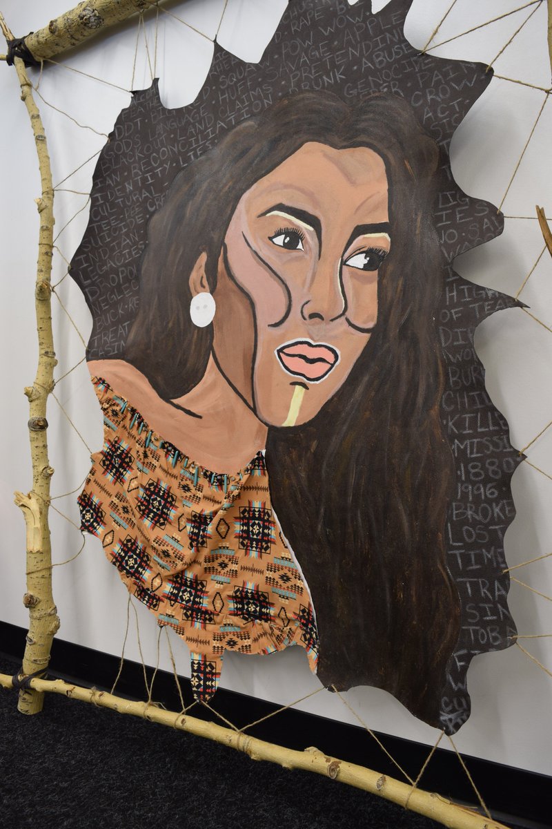calgarylibrary's tweet photo. Calling all Indigenous artists! Apply today to have your artwork featured in libraries across Calgary for the month of June in celebration of National Indigenous History Month. #yycarts https://t.co/5iVaQiueRx https://t.co/mhX01i8zvz