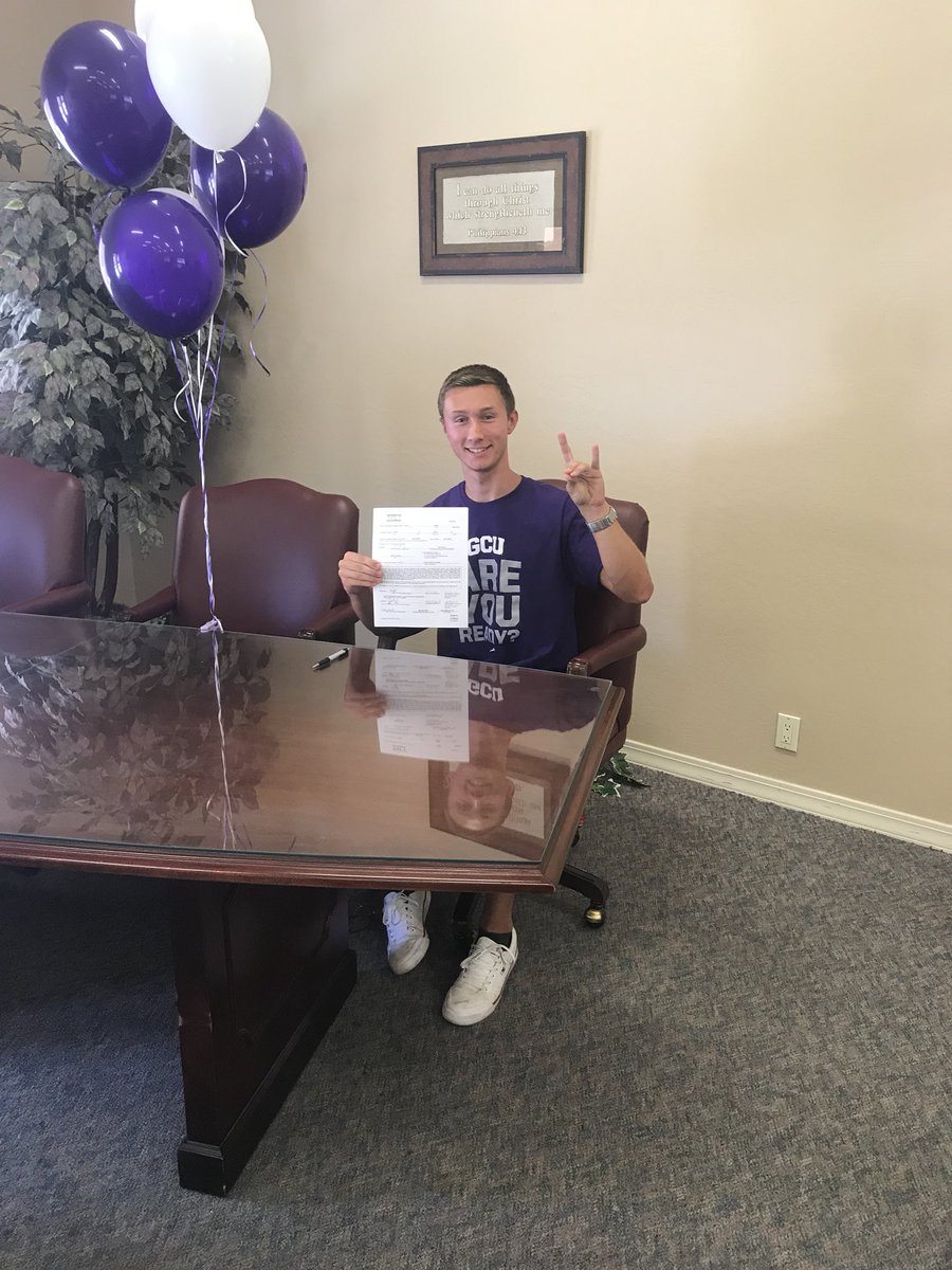 aeknuff's tweet photo. Officially committed to run track and field at Grand Canyon University! Huge thanks to all my family, friends, and coaches who made this possible. #lopesup #AllGloryToGod https://t.co/pU3GQSWdWk