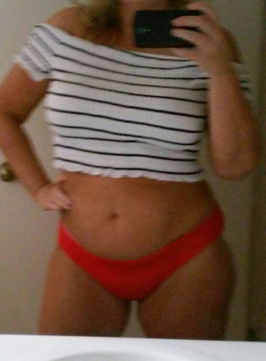 Summer_Blonde16's tweet photo. Wow, it's hard to believe tomorrow is #Friday already!! This week is flying by!! I had a little time to goof around today, so I took some new #pics Hope ya'll like them! #BootieLovers #VictoriasSecretPanties https://t.co/dD39jqH9mJ