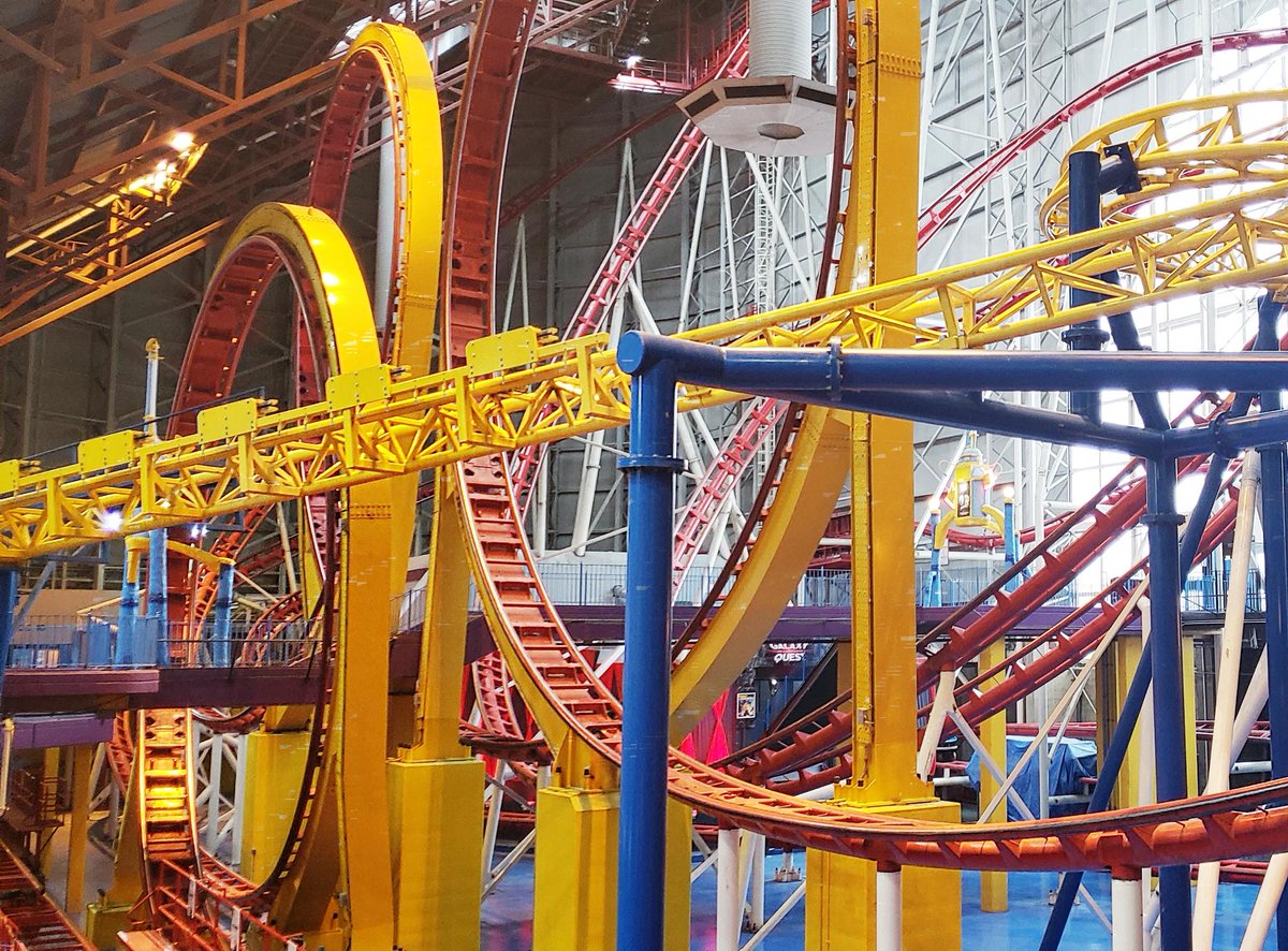 West Edmonton Mall Ride The Most Intense And Thrilling Roller Coaster In Galaxyland