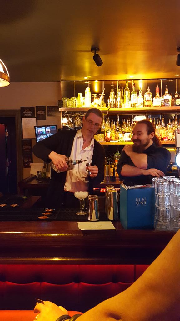 BiscuitJill's tweet image. Evening @NorfolkTweetup hosted by the fabulous @BeAtOneNorwich @CityofNorwichBB taking part in a #CocktailMakingMasterClass