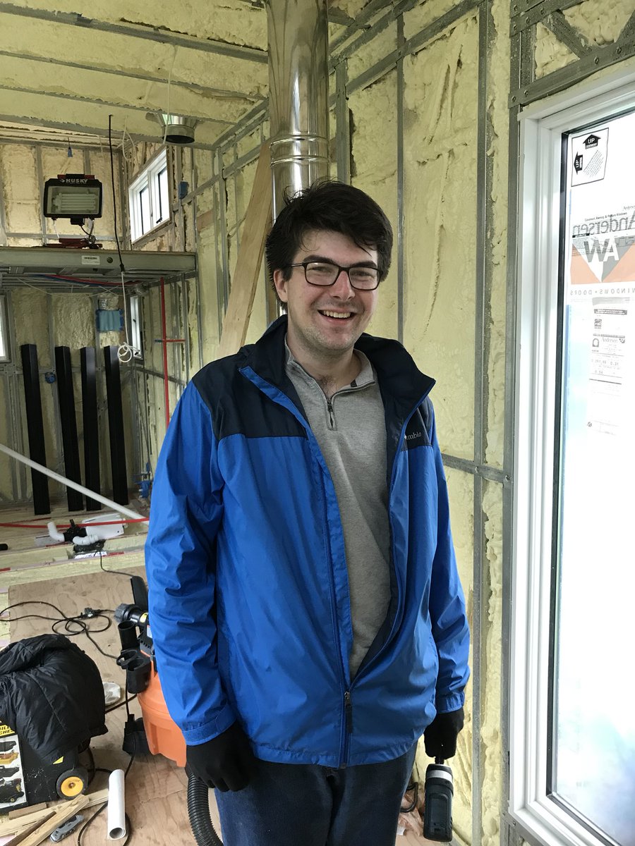 TinyLLLarge's tweet photo. Liam from DIY Homestead working with us on the solar installation - getting ready for off grid living #tinyhouse #Offgrid #solar https://t.co/dzCbyPtx22
