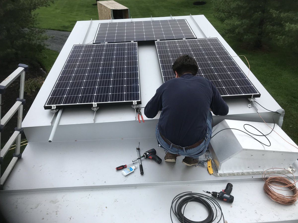 TinyLLLarge's tweet photo. Liam from DIY Homestead working with us on the solar installation - getting ready for off grid living #tinyhouse #Offgrid #solar https://t.co/dzCbyPtx22