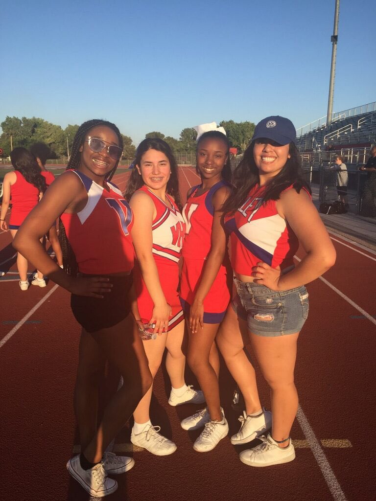 valleyhscheer's tweet photo. First hangout for cheer squad 2018-19. Congrats to our senior cheerleaders who are graduating! They passed the baton down to the new cheer team & captain today at the Alumni football game. #graduation2018 #cheer #cheerleaders #cheerleading #ValleyVikings #valleyhs @stuco_valley https://t.co/NiAJ6lRbNS
