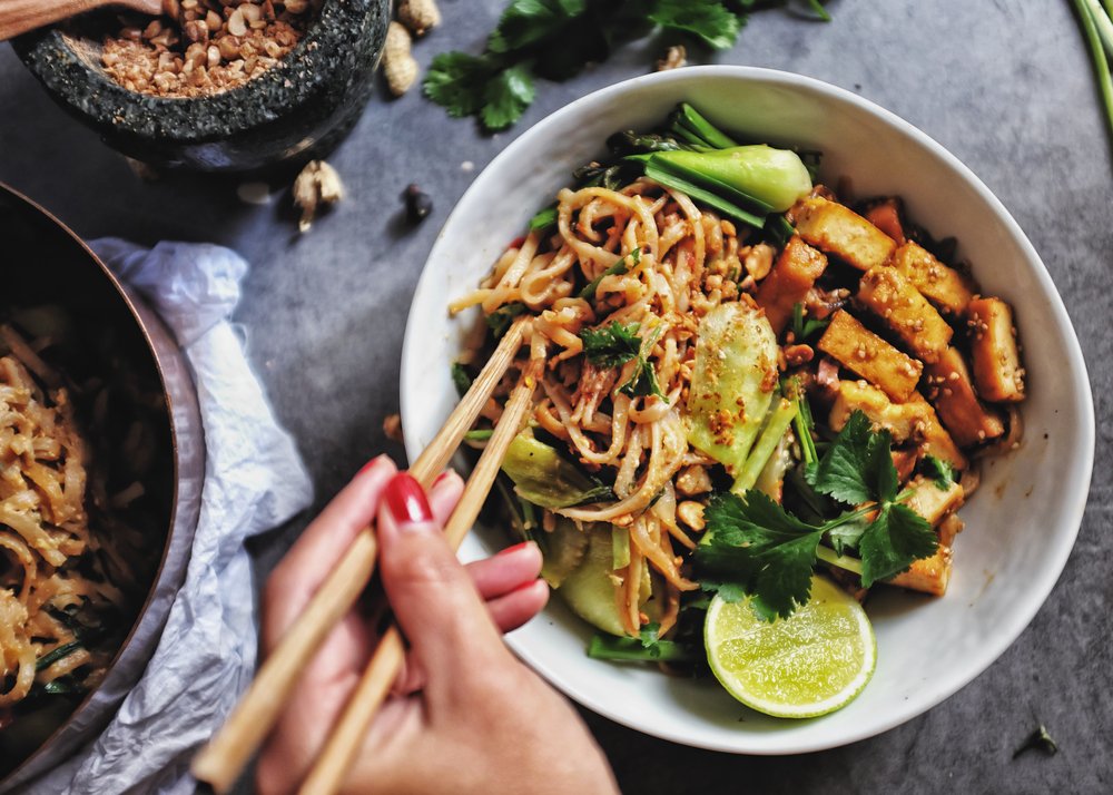 XuexiZhongwenDe's tweet photo. RT china_kochen: RT VegDiesel: Have you ever tried the udon noodle veg Pad Thai? If not, you must to! #picoftheday #tofu #tofulover #tofusalad #friedtofu #tofulove #veggiehead #veggietime #veggieaddict #veggiefit #vegfest #foodblog #foodlove #foodart #foโฆ https://t.co/W6W4cI9ym1