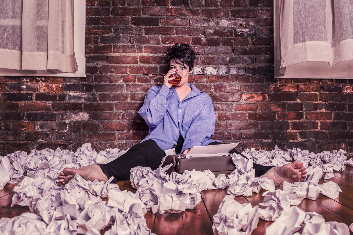 tessaclaretdb's tweet image. I relate to this image so hard. #writerlife