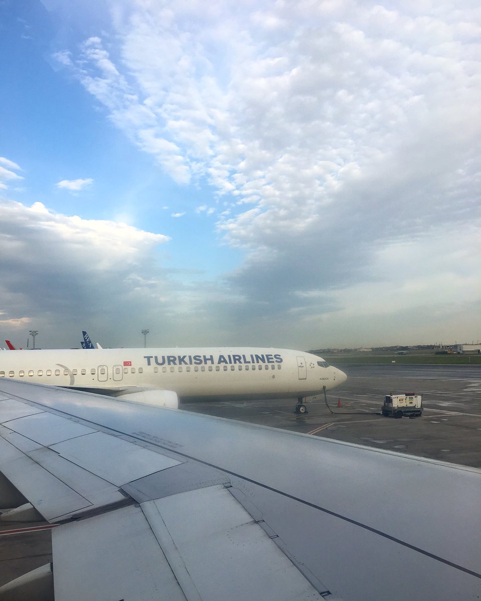busecekareler's tweet photo. Biz kaçar! ✈️
#sarajevo #travel #holiday #weekend #busece #blog #life https://t.co/MQT4jzt5q3