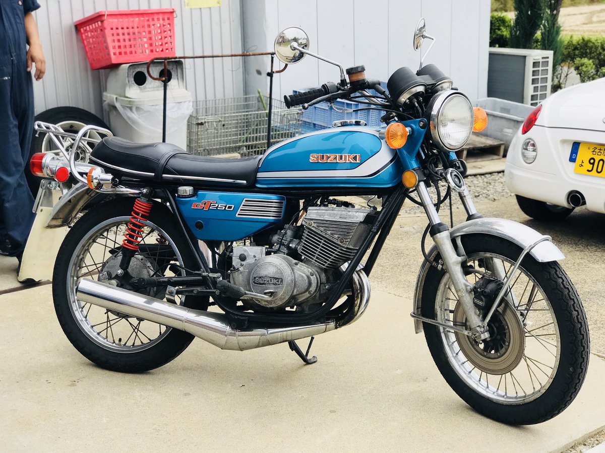 アフロ©︎3店舗目？ on X