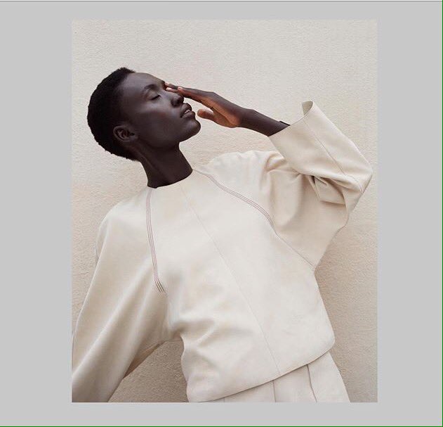 crystalmodelsUG's tweet photo. Friday beauty
@anyonasola for @cerealmag photographed by @tlkphotographer
#CMAGirls #melanin #editorialphotography #models #Africa #TopAfricanModel #style #blacklivesmatter #crystalmodelsafrica #AnyonAsola https://t.co/MNy5YcO9zv