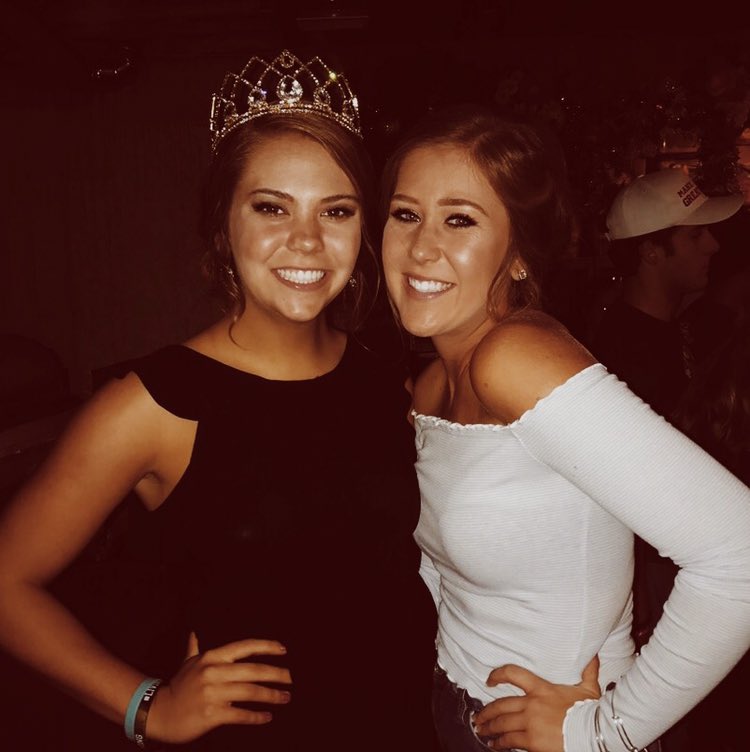 anna_carter14's tweet photo. ABBIE!!!!❤️❤️💗I love you so much and hope you had the best day:)) thanks for always making me laugh gf!! @AbbieAntonacci https://t.co/K4uoyJD0f2