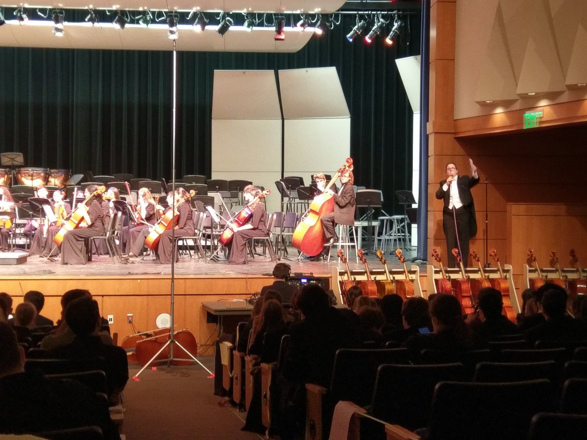 guyerorchestra's tweet photo. Mrs Hanlon reminding us to turn off phones! https://t.co/cJgaFhtDdz
