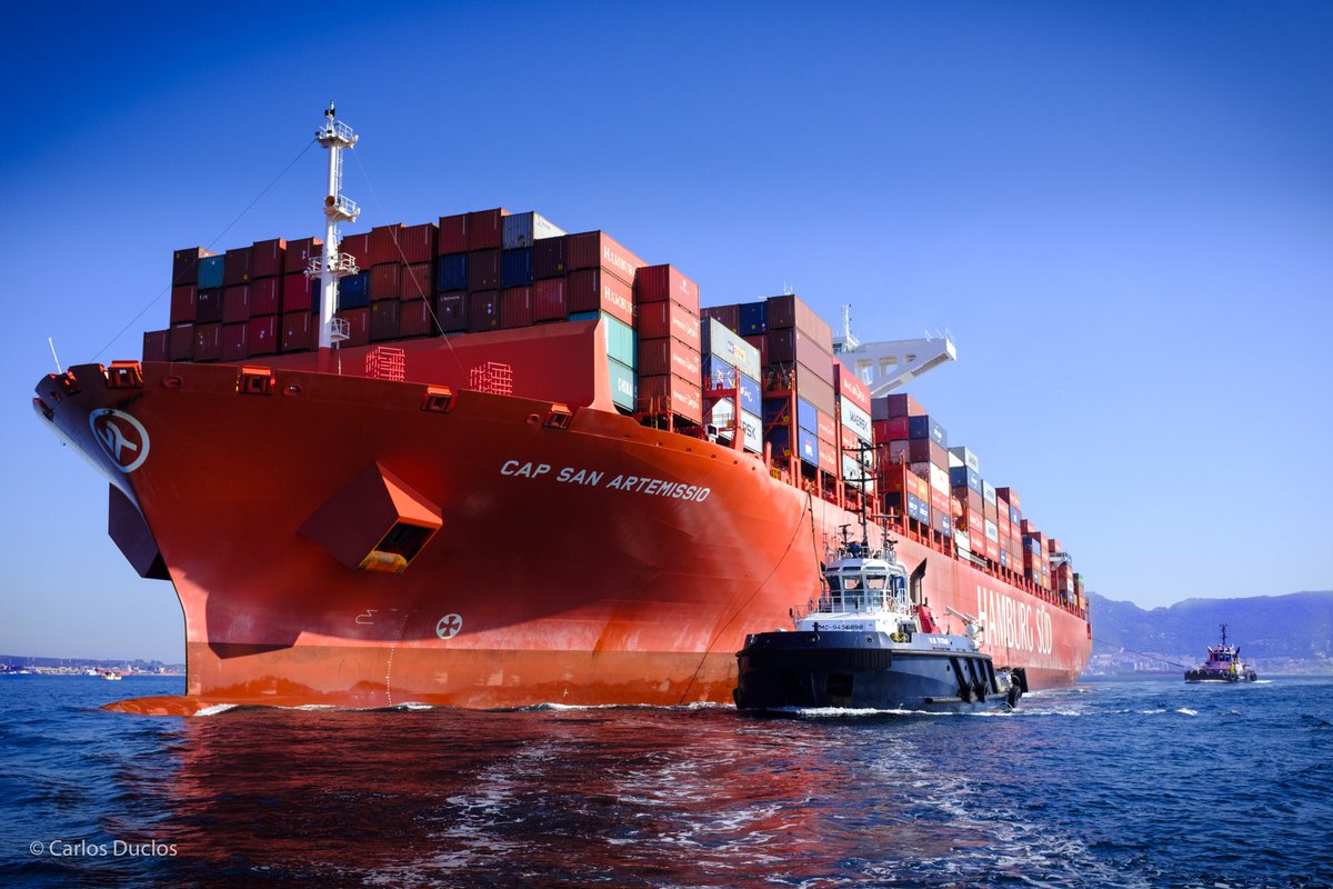 PuertoAlgeciras's tweet photo. 🇪🇸🇨🇳 Aumenta en un 145% (periodo 2009-2017) el tráfico de contenedores llenos de import/export en las líneas q conectan el Puerto de #Algeciras con #China. #TransportLogisticChina #Megahub #PortsOfSpain #TLChina #AlgecirasChina2018 #AlgecirasA100 https://t.co/iUOuFRcCE0