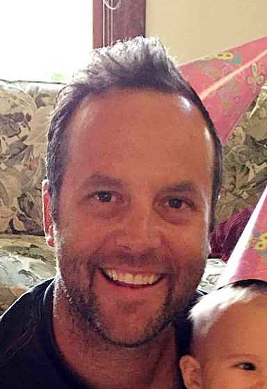 VIFreeDaily's tweet photo. SAR personnel from across Island join in as search continues for Ben Kilmer https://t.co/1Zfxx3ZrcB https://t.co/xrwTp8FV2I
