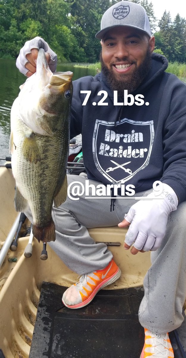 Got us a toad today!! 7.2 lbs. #Oregon #BassFishing #Toad