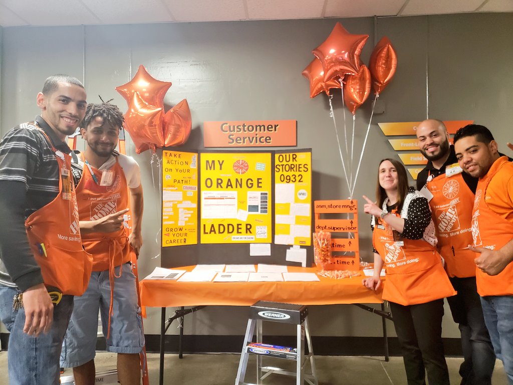 Celebrating My Orange Ladder in 932  #GrowYourCareer #TakeChargeOfYourPath!!! @0932SM_Charlie @Tino_Longobardi @LourdesPerry @RicuperoGiusy