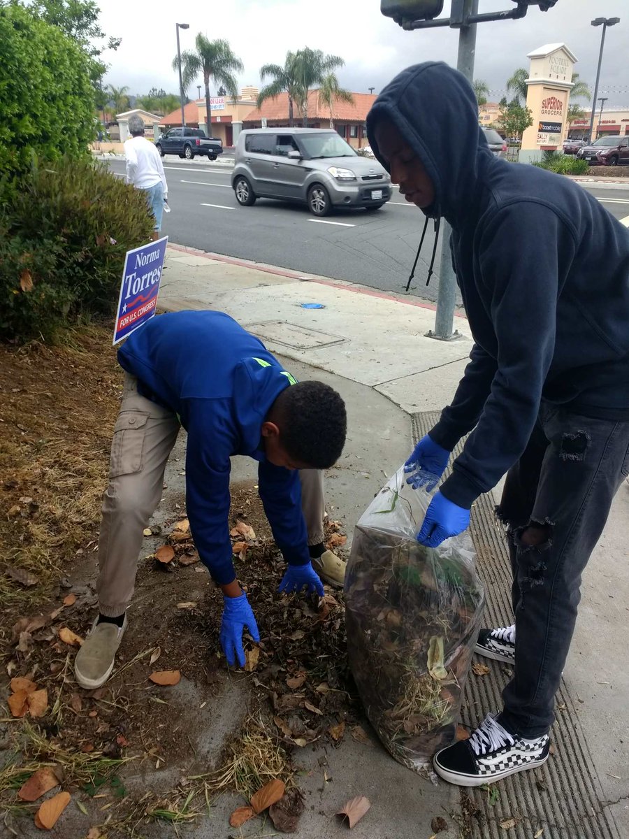 AAPACPomona's tweet photo. Pomona Beautification Day 2018 https://t.co/obVAIthqOp
