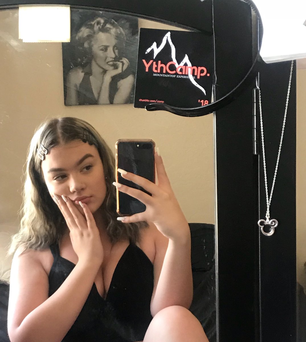 agbshook's tweet image. barbie tingz