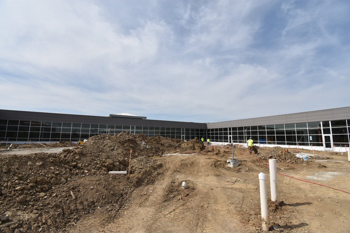 enclad_inc's tweet photo. @enclad_inc is thankful for the opportunity to be a part of the transformation of this beautiful building. #VisionaryWay #TechCampus #DriDesign https://t.co/3VDAC279pa