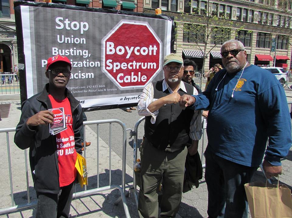 Saoco_Films's tweet photo. @Teamsters #Local808 joining the #BoycottSpectrum NYer's team on May 1 at the 23 St retail store in Manhattan, this movement is coming from everyone that's tired of the abuse that #Spectrum has with their subscriber's and the #Local3 workers on the #SpectrumStrike @labor_against https://t.co/jr8FDxhTQB