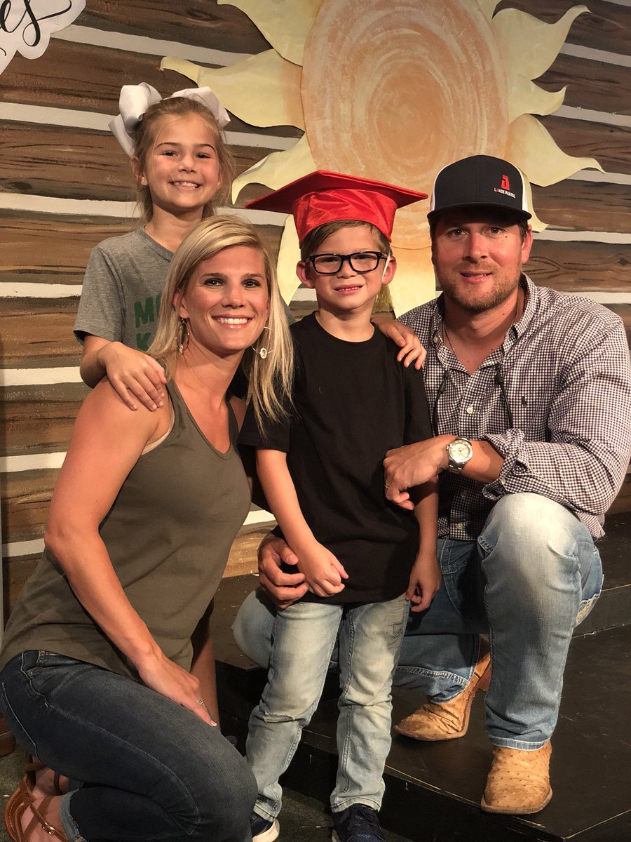 cmills2007's tweet image. We have a Pre-K Graduate!!👨🏻‍🎓#readyforkinder