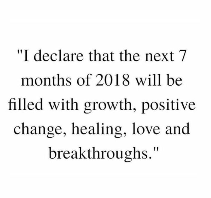 TheSingleWoman's tweet photo. May the rest of this year be filled with magic &amp; miracles for us all! ✨ https://t.co/qlEcn75cuG