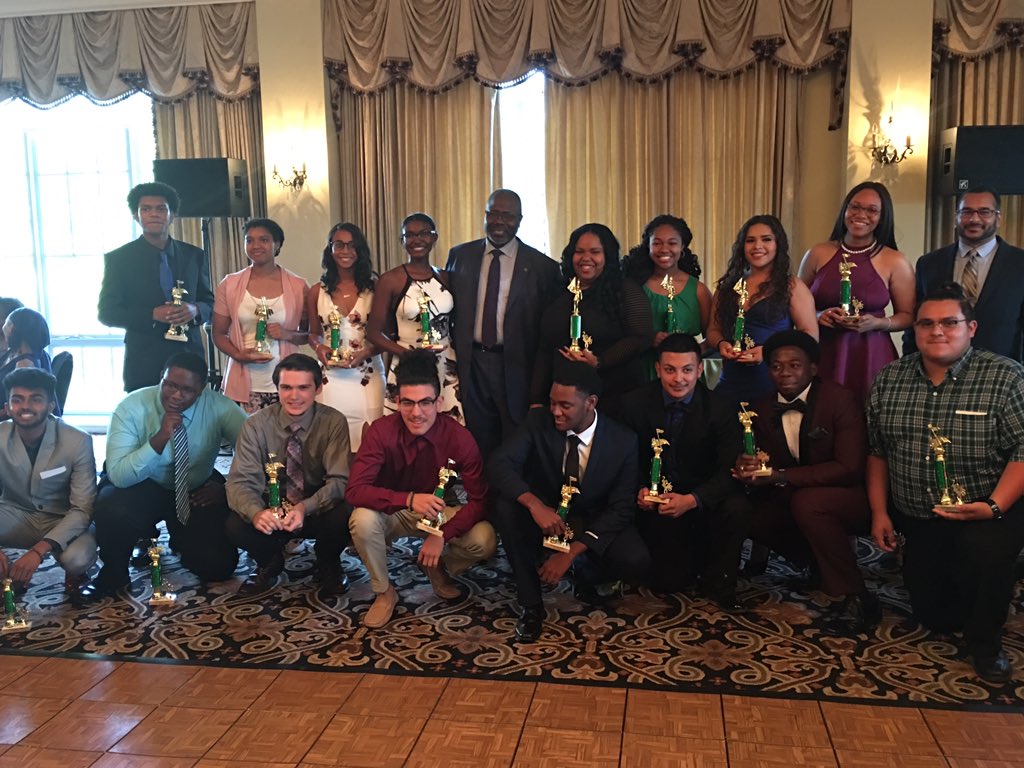 HHS_Canes's tweet photo. Mr. Jackson and Mr. Quraishi present awards to Band members at the annual Band Banquet. Thank you Mr. Jackson for 11 dedicated years at Hightower!! We will miss you! Once a Cane.....Always a Cane! @HightowerBand1 https://t.co/8HtY3dzxx2