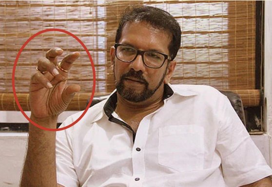 ApiWenuwen's tweet photo. “@GotabayaR #SriLanka ජනාධිපති #2020SL සටනට ආවෝත අපට දැමිය හැකි හොදම අපේක්ෂකයන් @sajithpremadasa හා @pcranawaka යි. ජනාධිපති @MaithripalaS ගේ සම්බන්ධීකරණ ලේකම් ශිරාල් කියයි”
කොහොමද @officialunp යේ @RW_UNP ව කපපු කැපිල්ල @AkilaViraj #srilankan @R_Sampanthan @ManoGanesan @Neetwit https://t.co/faR3Uc83HD
