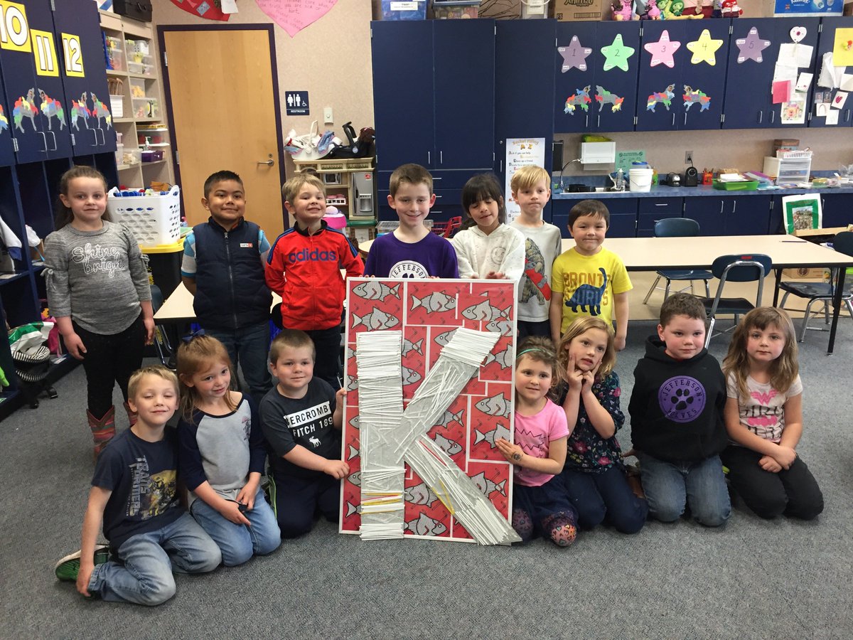 Straw Free tweet media