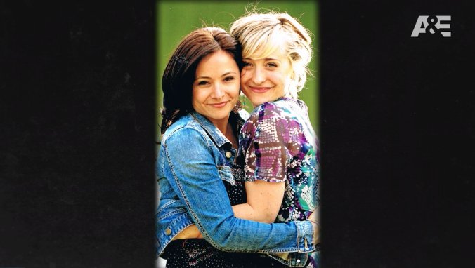 THR's tweet photo. Exclusive Video: Ex-Nxivm member was branded at Allison Mack's home https://t.co/ngtJTXDr2p https://t.co/CY8wq4SXbe