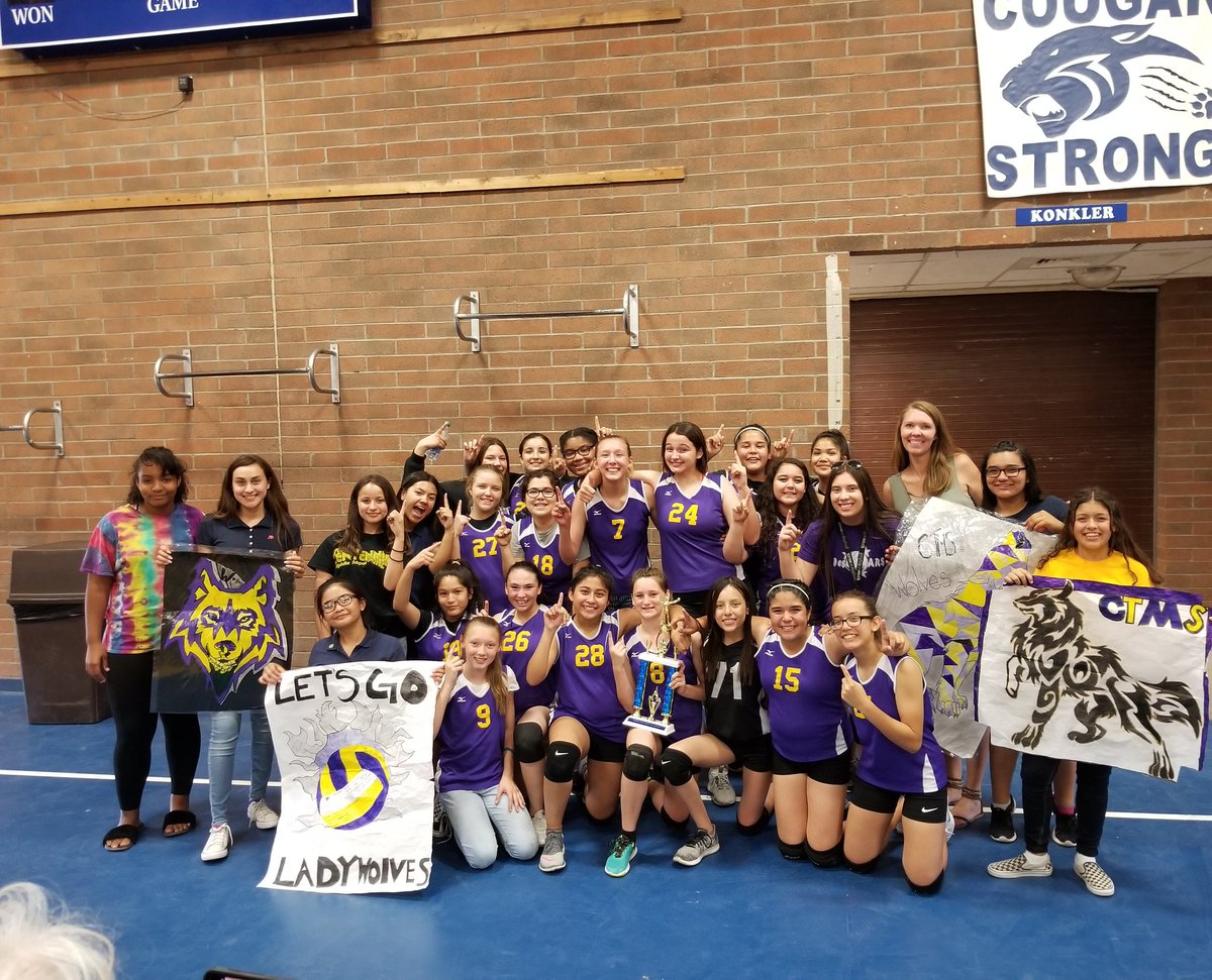 CtMSYumaAz's tweet photo. 2018 City Champions 7th Grade Centennial Middle School Wolves! #WhoWantsIt #WeWantedIt https://t.co/sM88OMaOOy