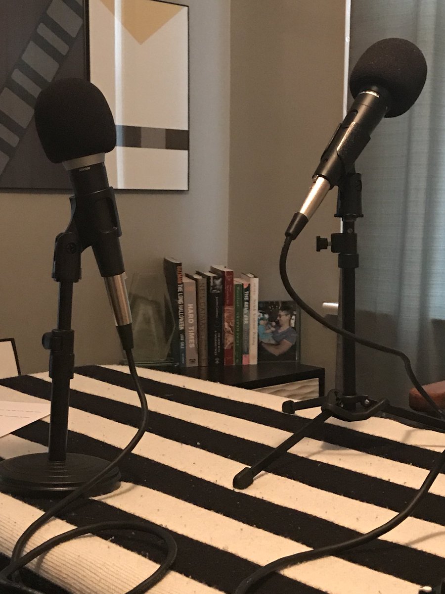 HopOnsPodcast's tweet photo. And we’re back! #Season4 #ArrestedDevelopment #HopOns https://t.co/Lu3i1OeVe9