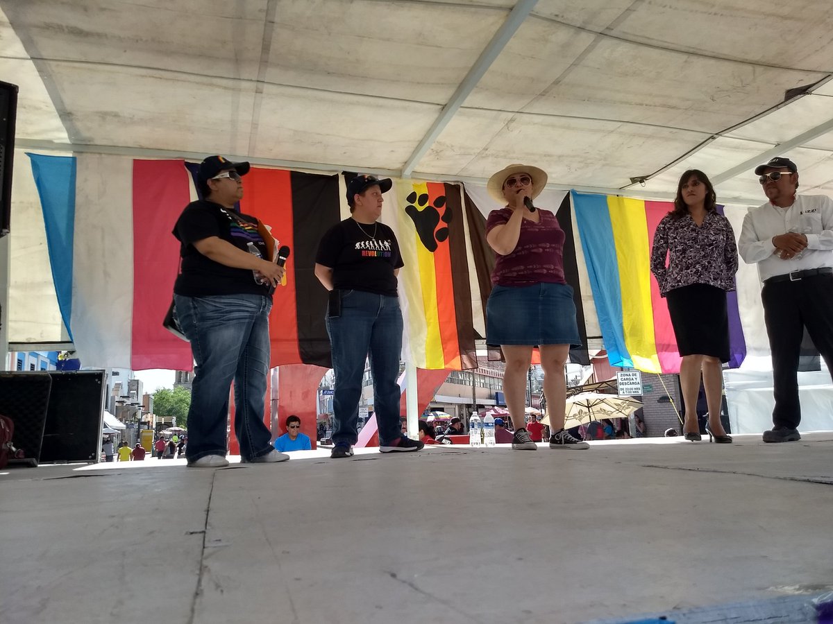 CiudadJrzGLBT's tweet photo. #MoradovsHomofobia en #CiudadJuárez https://t.co/kVZ99Fuxir https://t.co/iVtxNYGzcR