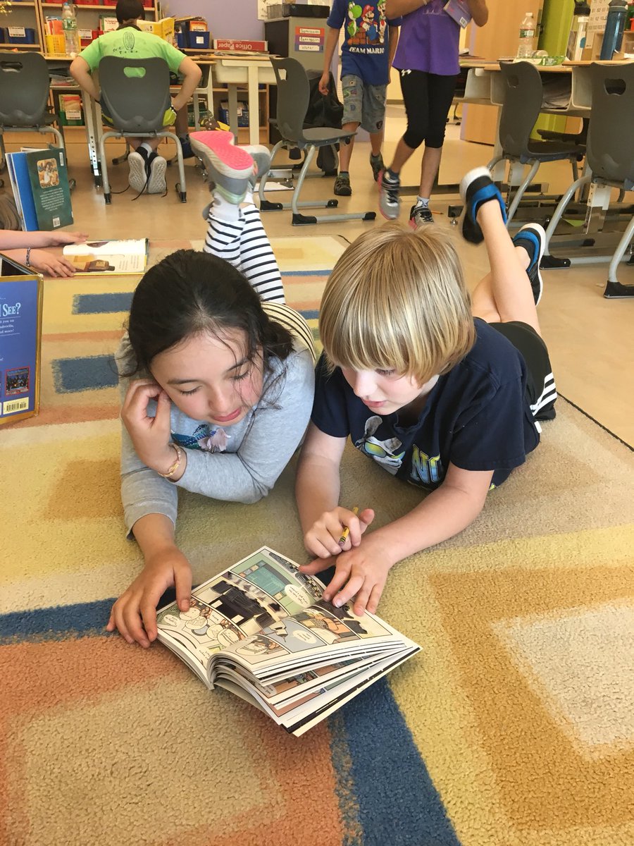 ThirdGradeCrew's tweet photo. Read The Day Away at #estabrookSchool with @LaTronicaGrade3! https://t.co/fFHxpHwk3W