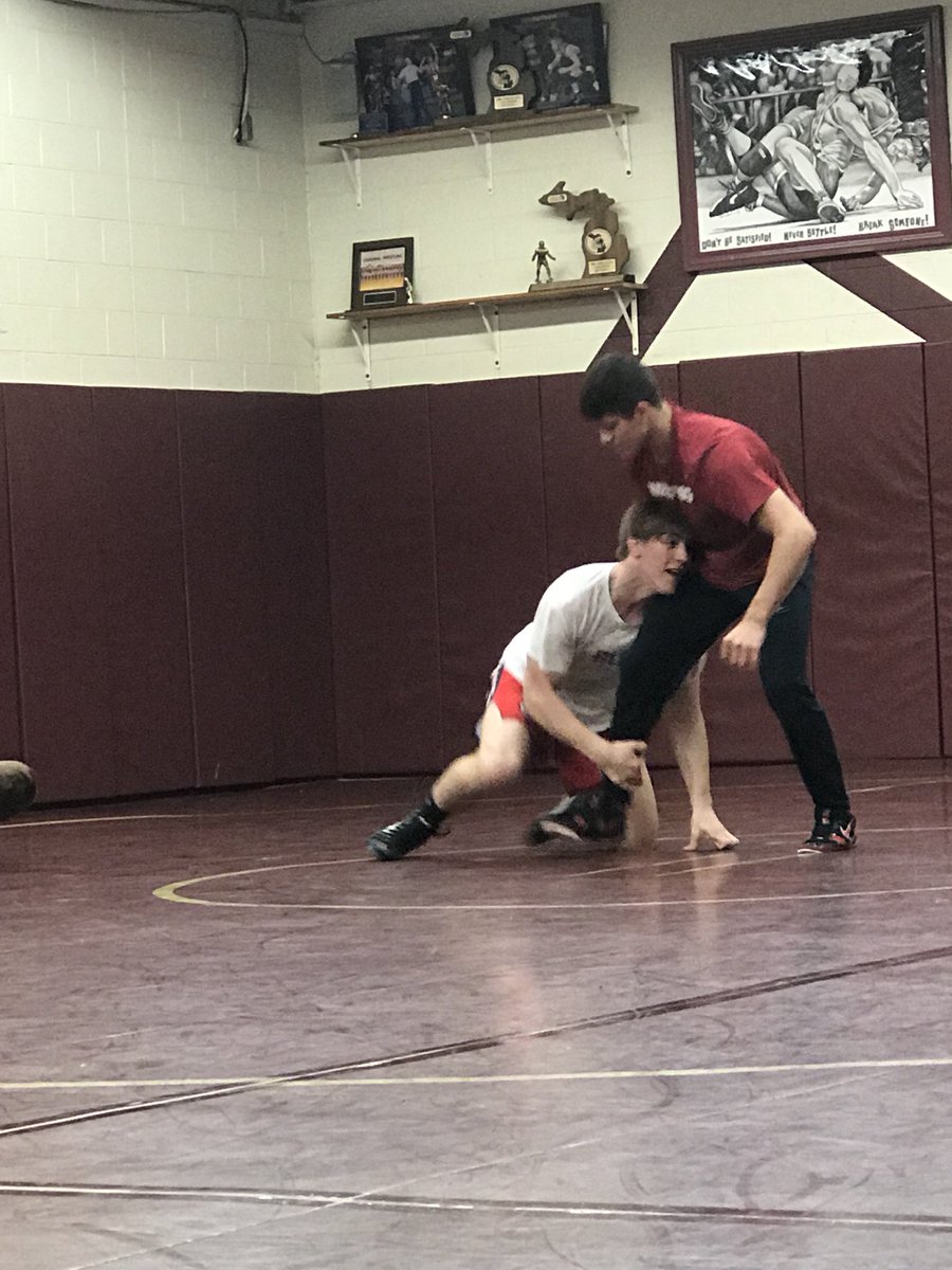 DHWrestling6's tweet photo. Shoutout to Brenden McRill @mcrill03 for running our open rooms this week 🤼‍♂️‼️ https://t.co/UIGoeUExvZ