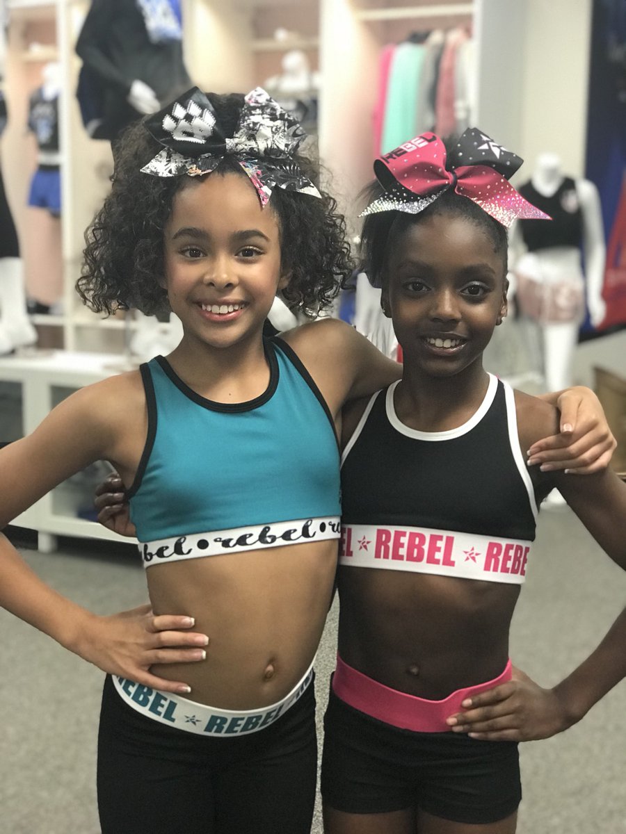 LondynMakenna's tweet photo. Season 3οΈβ£ flyer tryouts are done β
!!! Ready to get the season started πΌ @CA_ColumbusOH #whichCAtWilliBe https://t.co/nkda9J0VHX