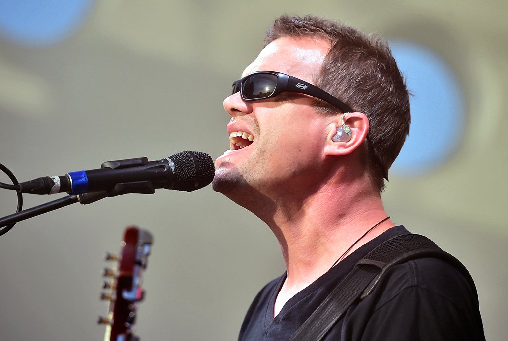 SchildScott's tweet photo. Beautiful night for @umphreysmcgee on Paper Mill Island in #Baldwinsville Full photo gallery on @syracusedotcom https://t.co/p4mytJjLFJ #papermillisland #umphreysmcgee https://t.co/WlgmksuP4H