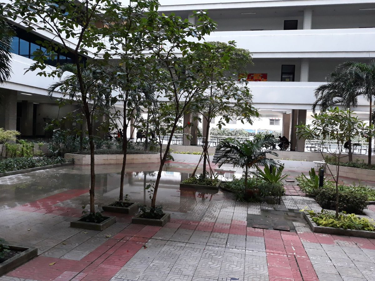 iihmbangkok's tweet photo. #KasemBunditUniversity Allows Students Their Own Space to Excel! #IIHMBangkok students are indeed in a #DreamCampus @IIHMHOTELSCHOOL https://t.co/JAE1Ihe6Qi