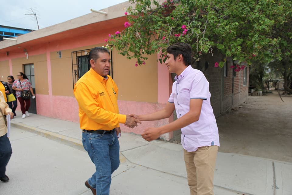 SerafinPrietoA's tweet photo. #PRD #SomosPRD #ContigoElCambioSigue Visité la comunidad de Tejada, donde expuse mis propuestas y refrende mi compromiso con la comunidad. https://t.co/7IXCbIAi8i