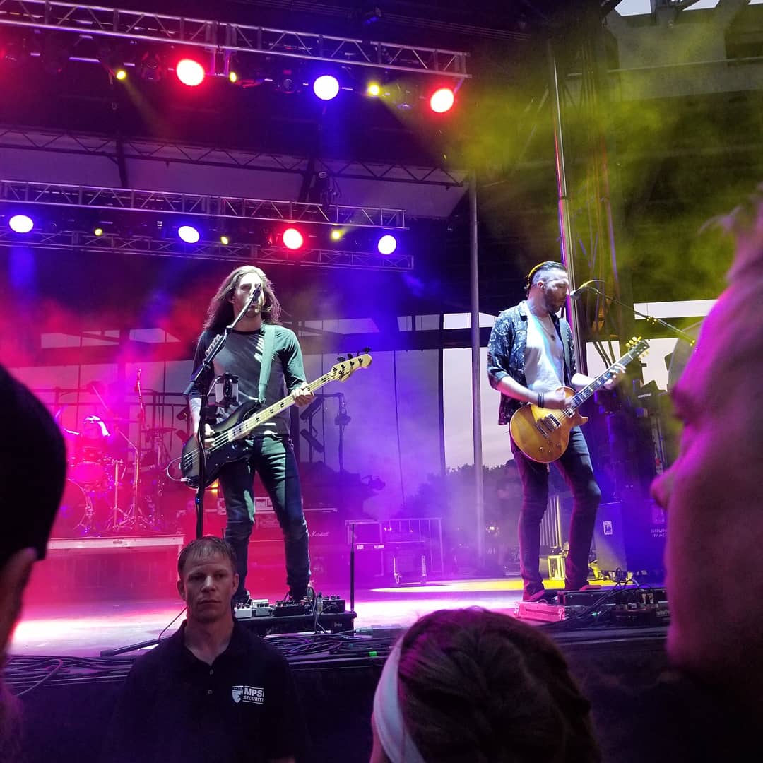 homicidalpanda0's tweet photo. #popevil #springfling18 https://t.co/x3H7D9ZDbD