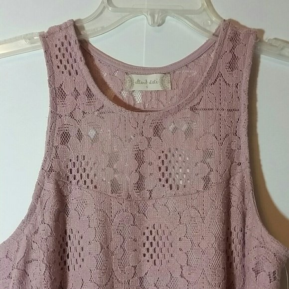 undressedjess's tweet photo. So good I had to share! Check out all the items I'm loving on @Poshmarkapp from @curatedtomato #poshmark #fashion #style #shopmycloset #altardstate #anthropologie #fabletics: https://t.co/Sprp1x2uOr https://t.co/6Ca4v49YJY