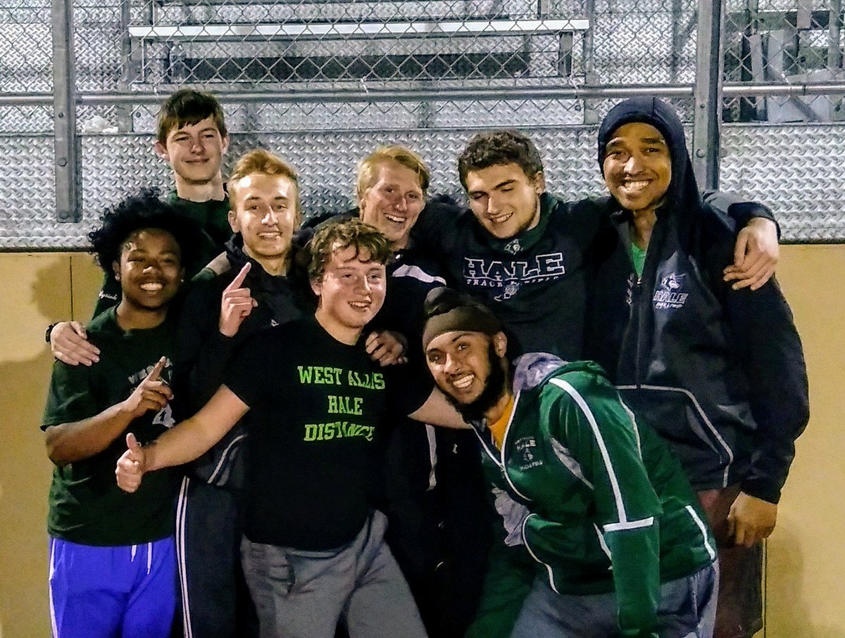 hale_math's tweet photo. Final JV meet of the year tonight! Lots of special moments, as I was proud to coach this group of seniors, one last time. Also, these freshman continually remind me that the future is bright! Love being a part of #Haletrack #andfield https://t.co/furRVTxlZ0