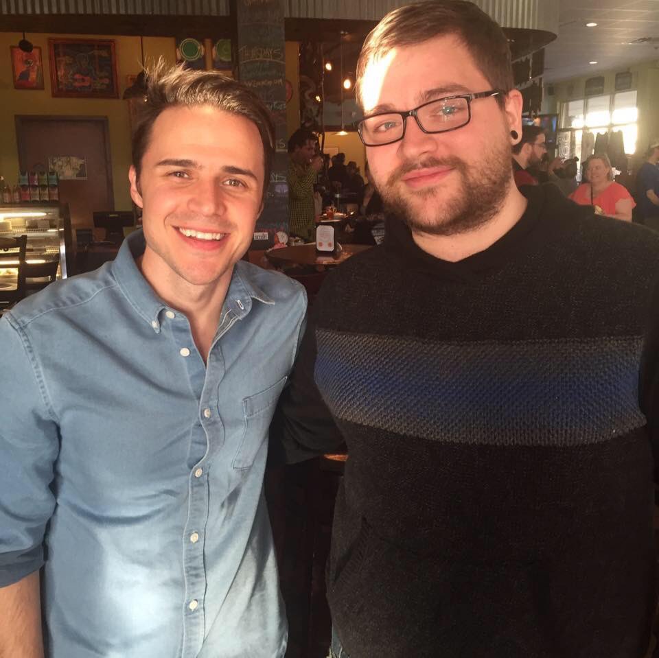 schmatacus's tweet photo. That one time a couple years ago I got to meet the most underrated @AmericanIdol. One of the best shows I’ve been to. And I’ve been to a lot. @KrisAllen #LettingYouInTour https://t.co/qvwDR0koXB