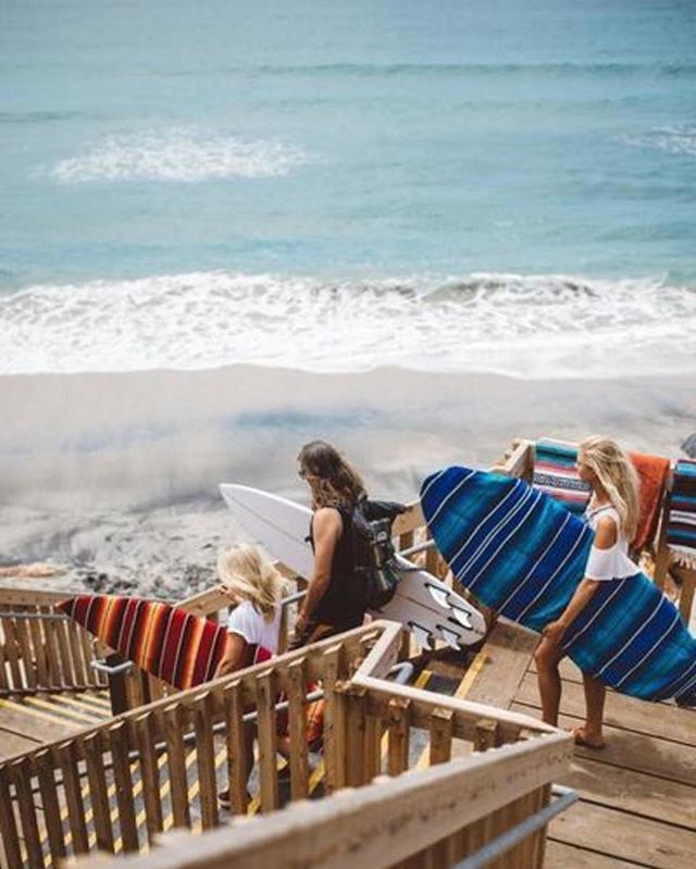 West_Path's tweet photo. A salty way to start the day! Check out our awesome handmade board bags from Rosarito Mexico #westpath https://t.co/jsBU3L032q https://t.co/44XrOIj1ix