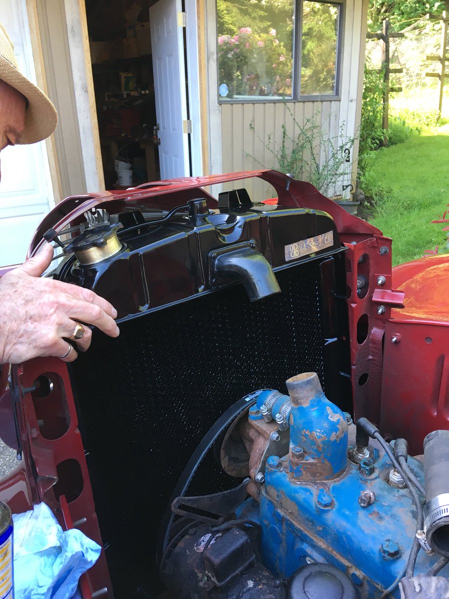satellitedodge's tweet photo. Shout out to Darren at A-1 Radiators in Campbell River. He helped me out of a jam after our VCCC May tour. If you need radiators, Darren is the guy to talk to. #vccc #coolingproblems #radiators https://t.co/uK8arTy5RR
