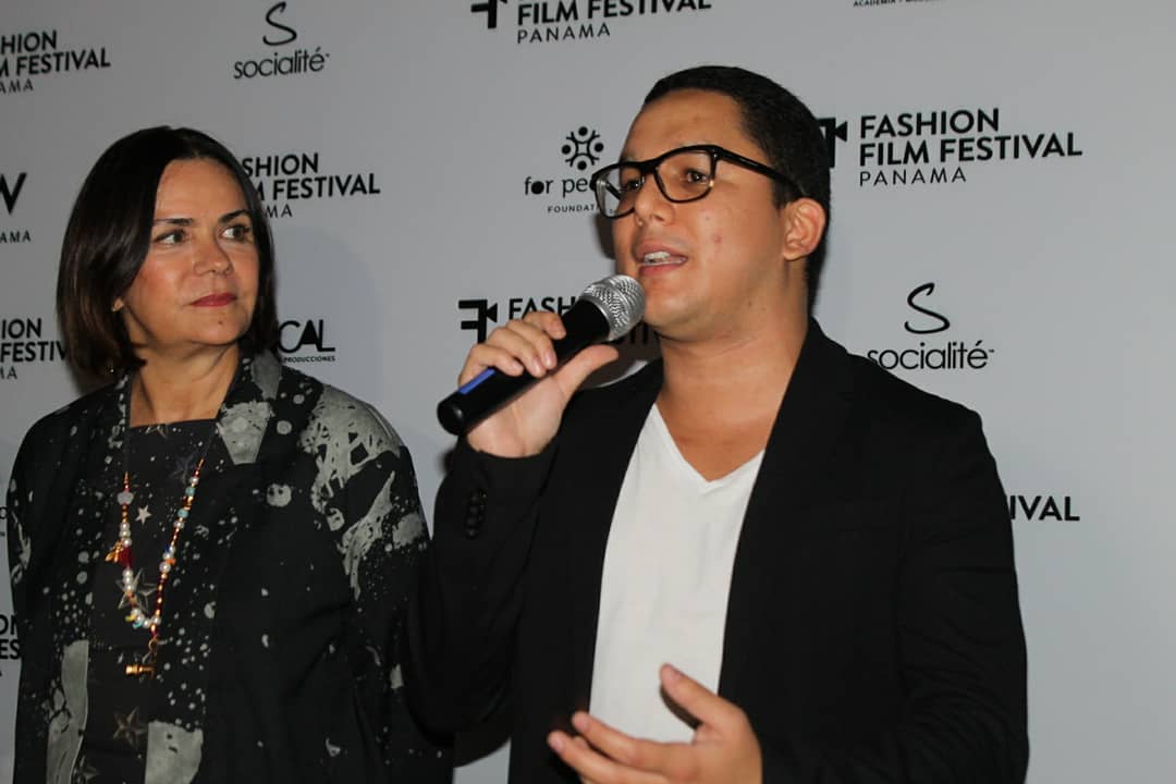 BVNewsPanama's tweet photo. Del 19 al 20 de Octubre del 2018 se celebrará la 3a edición el @PanamaFFF que contará, por primera vez, con la London Fashion Film Festival y Embajada Británica #PanamaFashionFilmFestival #PanamaFFF
@LondonFashionWk @LondonFFF @MICIPMA @IFFPanama https://t.co/RxzLECvkvm https://t.co/e3kixZ9cwL