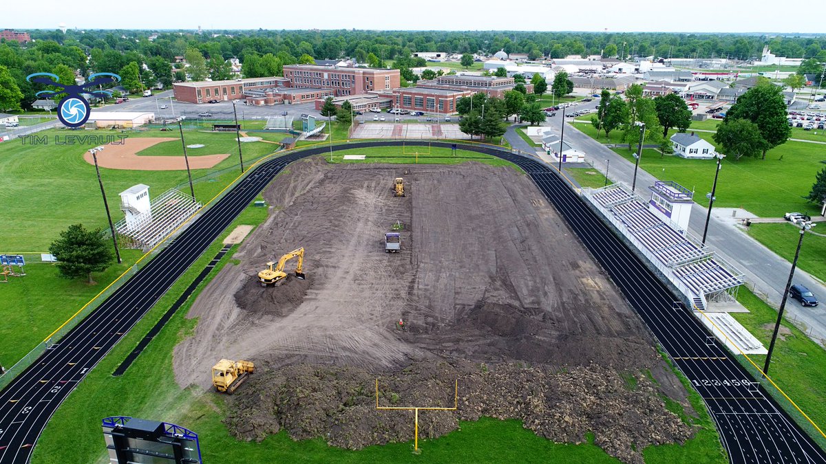 tlevault's tweet photo. @tville_sports prepping for turf. https://t.co/4DuTvoJ0z3