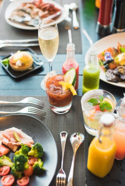 whongkong's tweet photo. This is how we spend our #Sunday. How about you?
#sundaymood #brunch #kitchenhk #whongkong https://t.co/HdAY0o3ykJ
