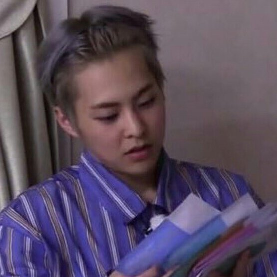 EXOhabnida's tweet photo. @weareoneEXO #EXO #XIUMIN
#MTVBRKPOPEXO #엑소
#MTVLAKPOPEXO 
#PremiosMTVMiaw 
#시우민_이불밖은위험해 

me at home vs me at public: https://t.co/JEyG5vwq0K